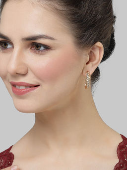 Karatcart - Gold Plated Twisted Design Contemporary Half Hoop Earrings for Women