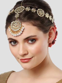 Karatcart - Gold Plated Floral Pearl Beads Kundan Mathapatti for Women