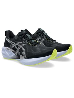 ASICS - NOVABLAST 5 Men Black Running Shoes