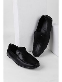 Van Heusen - Men Black Loafers