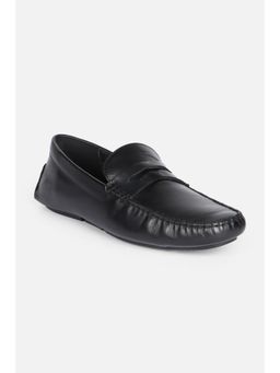 Van Heusen - Men Black Loafers