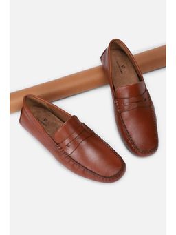 Van Heusen - Men Maroon Loafers