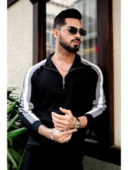 GRITSTONES - Men Black Color Block Waffle Zipper Polo T-Shirt