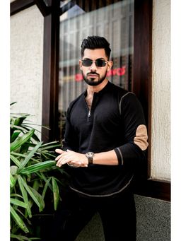 GRITSTONES - Men Black Cross Stitched Elbow Patch Waffle Zipper T-Shirt