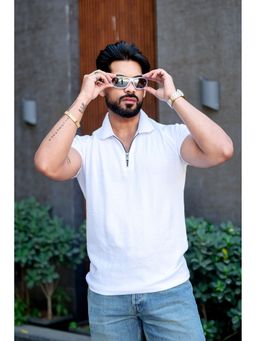 GRITSTONES - Men White Self Design Zipper Polo T-Shirt