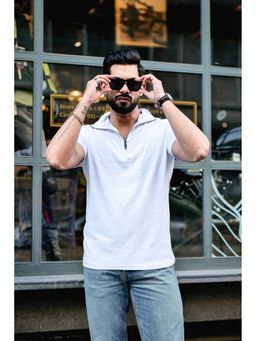 GRITSTONES - Men White Self Design Drop Needle Zipper Polo T-Shirt