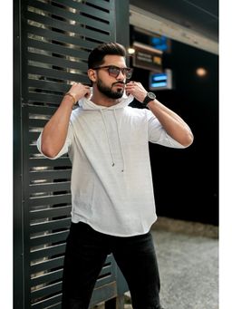 GRITSTONES - Men White Slub Oversized Self Design Hooded T-Shirt