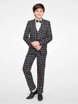 Jeetethnics - Boys Black Checked Coat Suit With Waistcoat Shirt & Trousers (Set of 5)