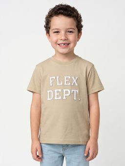 United Colors of Benetton - Regular Fit Crew Neck Typography T-Shirt
