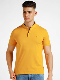 Urbano Fashion - Mens Yellow Solid Slim Fit Half Sleeve Cotton T-Shirt With Mandarin Collar