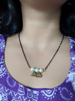 Digital Dress Room - Pearls Pendant Fancy Short Mangalsutra