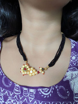 Digital Dress Room - Short Thushi Mangalsutra Nath Pendant