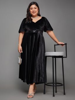 Miss Chase - A+ Curve Collection Plus Size Fit & Flare Midi Velvet Dress - Black