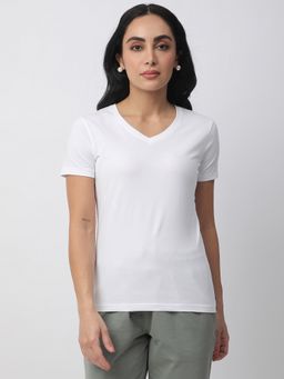 R&B - Women White Solid Casual T-Shirt