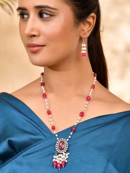 Silvermerc Designs - Red Kundan Necklace With Earrings For Women