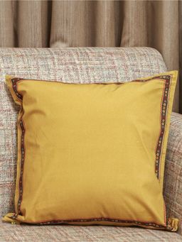 Crown of Poppies - Multi-Color Golden Grace Cushion Cover (16 x 16)