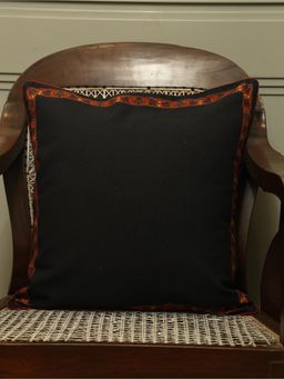 Crown of Poppies - Black Festival Tapestry Cushion Cover (16 x 16)