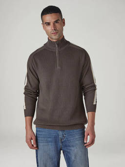 Levi's - Men Brown Solid Regular Fit Sweater