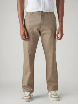 Levi's - Men Khaki Authentic Relaxed Fit Mid Rise Chinos