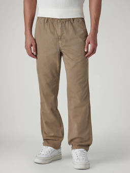 Levi's - Men Khaki Authentic Relaxed Fit Mid Rise Tech Pant Chinos