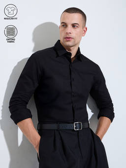 Styli - Men Black Solid Regular Collar Long Sleeves Regular Fit Shirt
