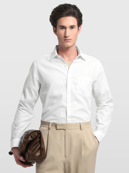 Arrow - Men White Textured Manhattan Slim Fit Shirt