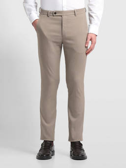Arrow - Men Beige Jackson Super Slim Fit Dobby Weave Trouser