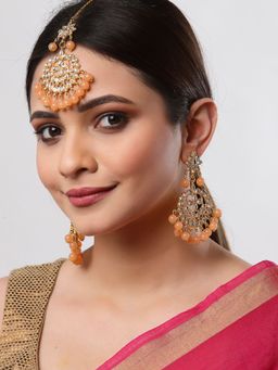 ZENEME - Orange Gold-Plated Kundan Pearl Studded Handcrafted Maang Tika Earrings Set