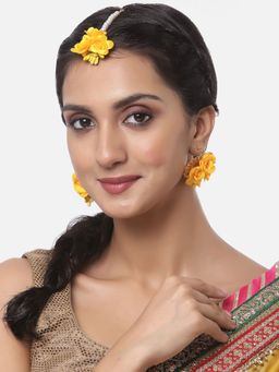 ZENEME - Gold-Plated Floral Maang Tikka Necklace Earrings