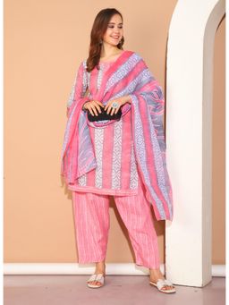 Rajnandini - Pink and White Cotton Blend Printed Kurta and Salwar with Dupatta (Set of 3)