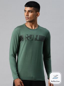 Alcis - Men Green Typography Printed Long Sleeve Sports T-Shirt
