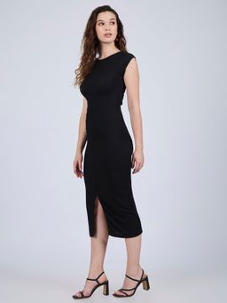 Outzidr - Black Round Neck Solid Dress