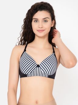 Clovia - Padded Non-Wired Full Cup Striped Multiway T-Shirt Bra in White
