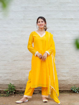 DIMPLE DESIGN STUDIO - Yellow Sequins Chanderi Suit (Set of 3)