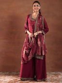 Maroon color option, Sold out, Currently selected