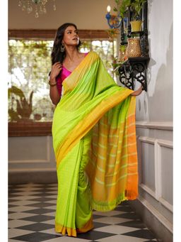 Unnati Silks - Green Pure Handloom Mangalgiri with Checks Cotton Saree & Unstitched Blouse