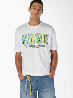 Jack & Jones - Men White Typography Oversized T-shirt
