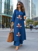 Navy Blue color option, Currently selected