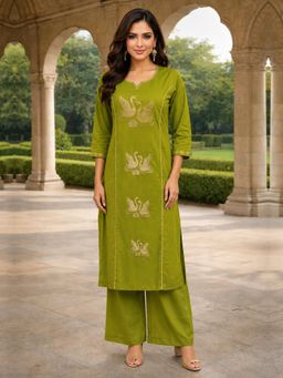 BERRYLICIOUS - Women Green Cotton Embroidered Kurta and palazzo