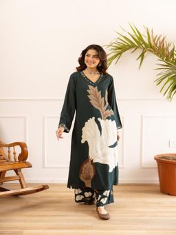 BERRYLICIOUS - Women Bottle Green Floral Print Kurta and Palazzo