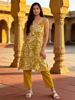 Rangita - Women Mustard Printed Kurta and Pant