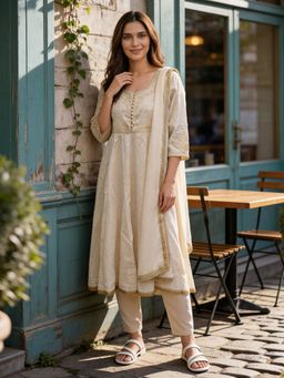 Rangita - Women Off White Embroidered Kurta Pant with Dupatta