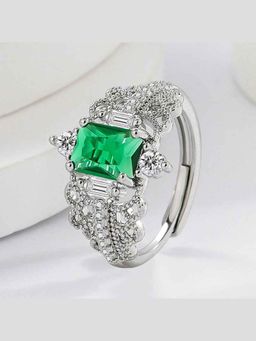 Amorenmore - Emerald Royale Vintage Halo Green Crystal Adjustable Ring