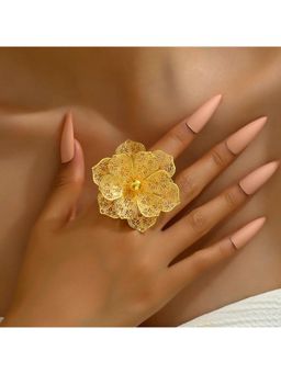Amorenmore - Golden Bloom 14K Gold Plated Elegant Ring