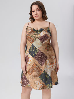 Cider - Satin Floral Colorblock Patchy Mini Dress Curve & Plus