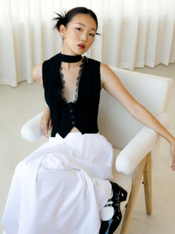 Cider - V-neck Solid Lace Trim Blazer Vest With Scarf