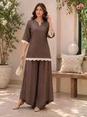Brown color option, Currently selected