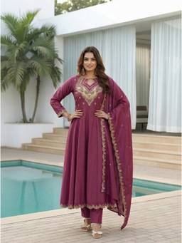 TWINS LADY - Purple Silk Blend Embroidered Anarkali Kurta Pant with Dupatta
