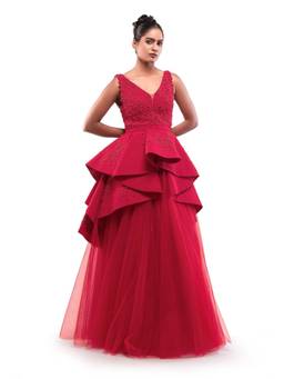 MODO CALDO - Red Unified Heart Skirt with Peplum Top