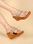 Gold color option, Currently selected